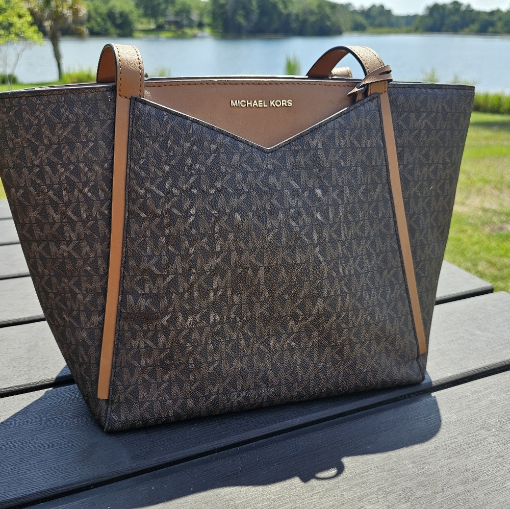 Michael Kors purse